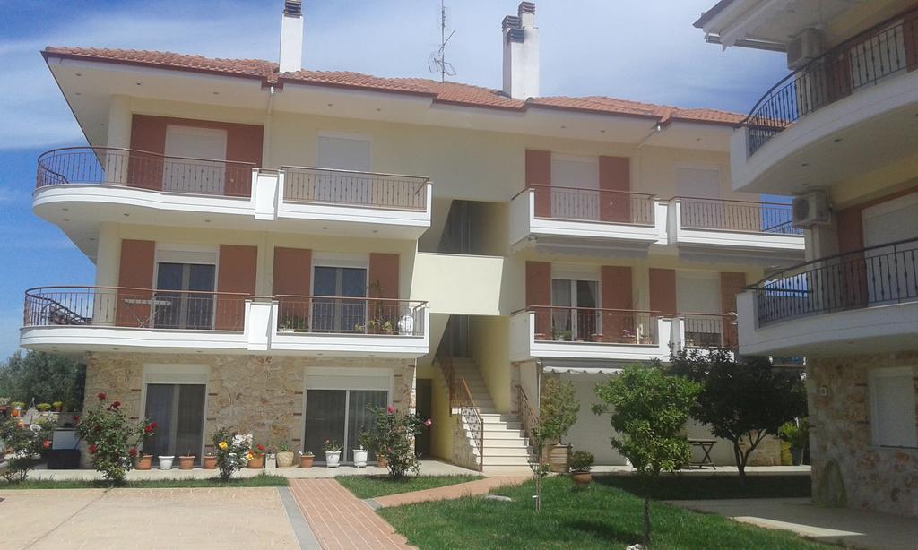 Theano Apartments Νέα Πλάγια Εξωτερικό φωτογραφία